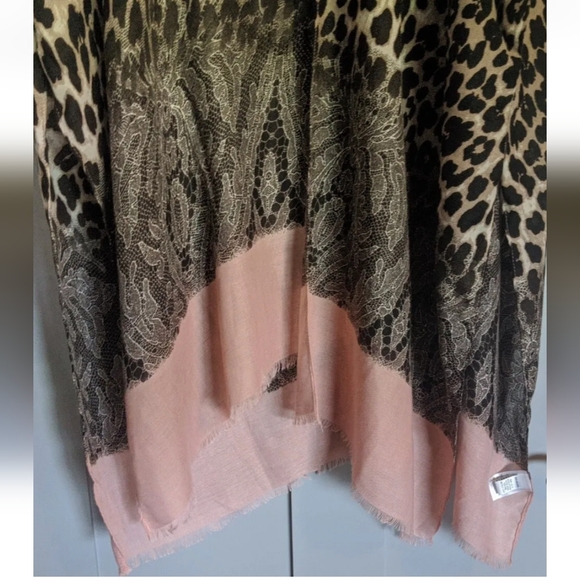 Club Moda Women's Leopard Print & Pink w/ Lace Kimono - One Size NWT! - Picture 4 of 9